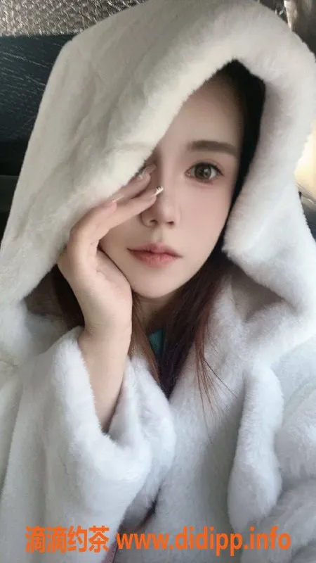 杭州楼凤-拱墅区娜美，168cm中俄混血，900元包夜