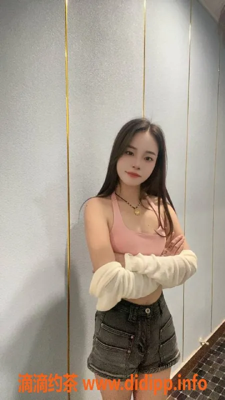 深圳楼凤-龙岗贝贝，视频验证，700元一次