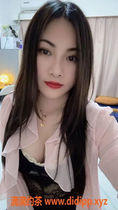 广州楼凤-海珠艳丽人妻朵朵，500元/小时等你来约