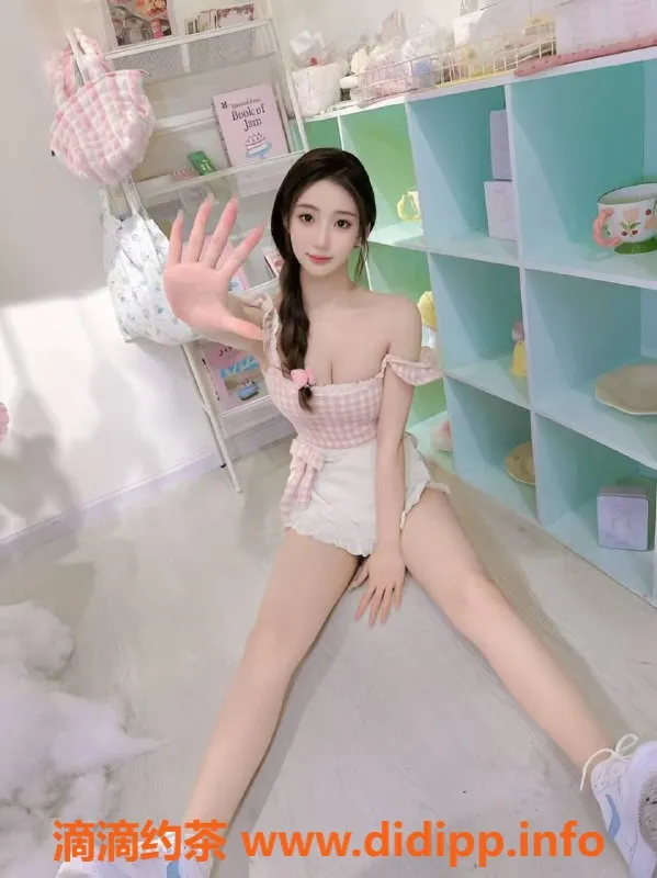 福州楼凤资源信息,晋安区梨梨，身高167，价格8💰，服务多多