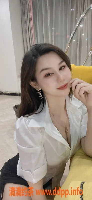 广州楼凤-天河安妮，私聊即可享500元服务