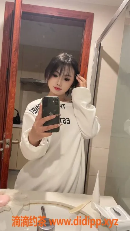 广州楼凤资源信息,天河小琴，课程费700p，服务好评如潮