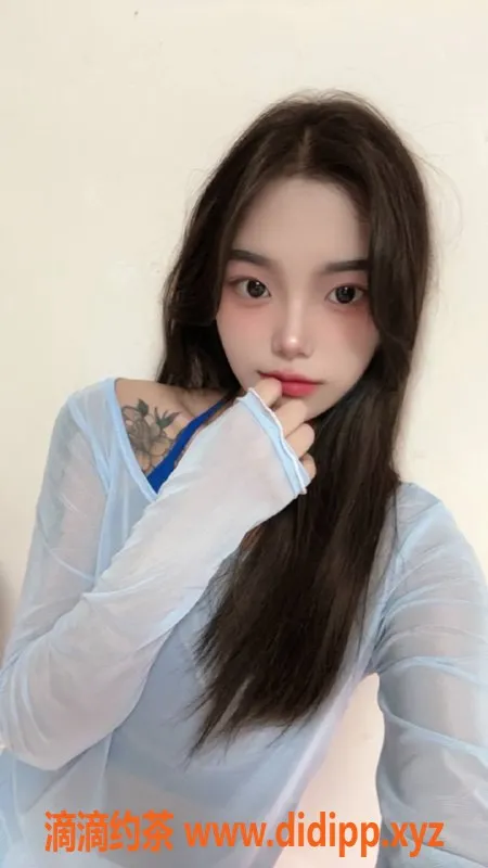 深圳楼凤-深圳龙华小语，160cm，90斤，低至600元服务