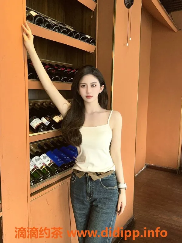 深圳楼凤资源信息,深圳南山瑜伽老师cc，99年长腿美女