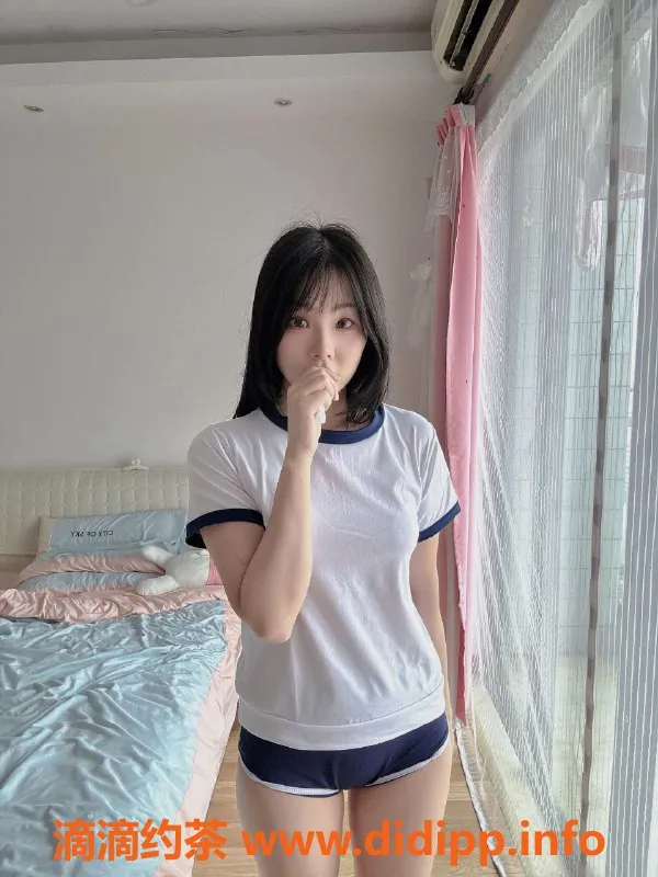 广州楼凤-天河御姐叶小七，舌吻&69p服务，1000元起