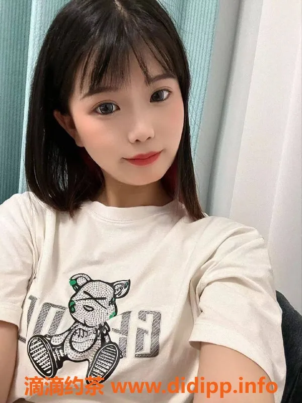 深圳楼凤资源信息,龙华丢丢，身材比例160cm，700P起步