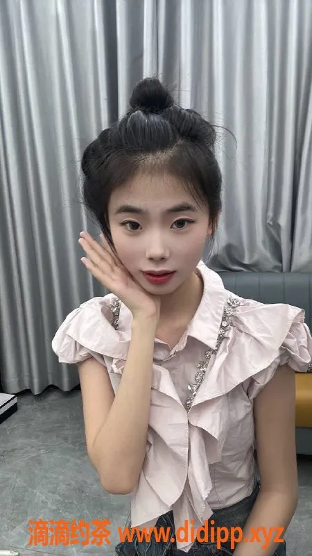 广州楼凤-天河嫩妹诗茵，700元约1小时