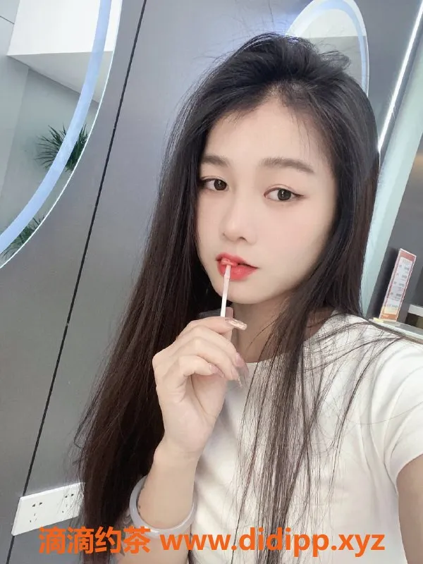 广州楼凤-天河嫩妹玲玲，600元约会体验