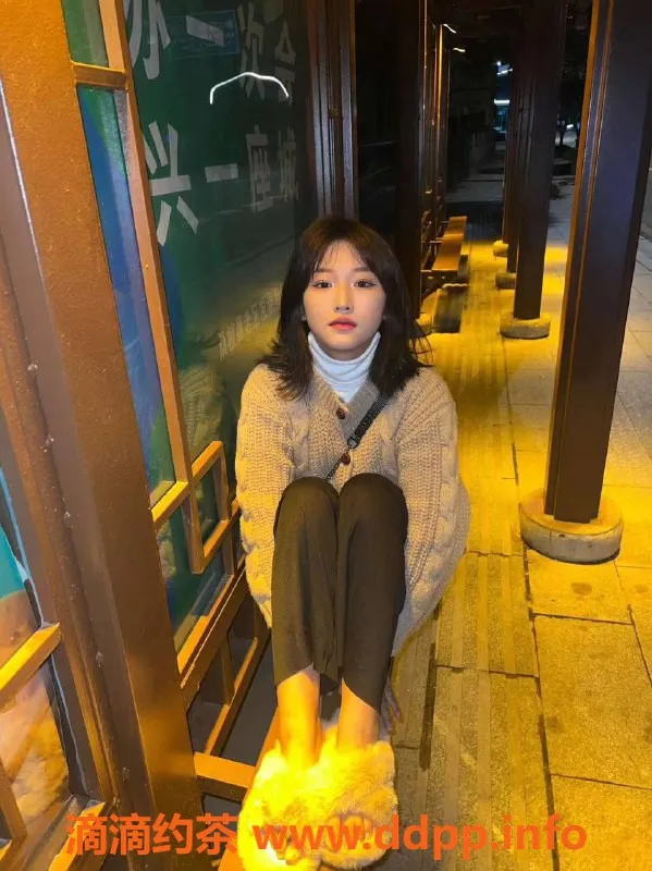 广州楼凤资源信息,天河御姐绵羊，700元一小时等你约！