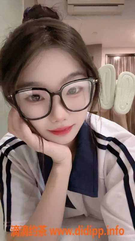 广州楼凤-白云小希，课费600p，热情服务等你来体验