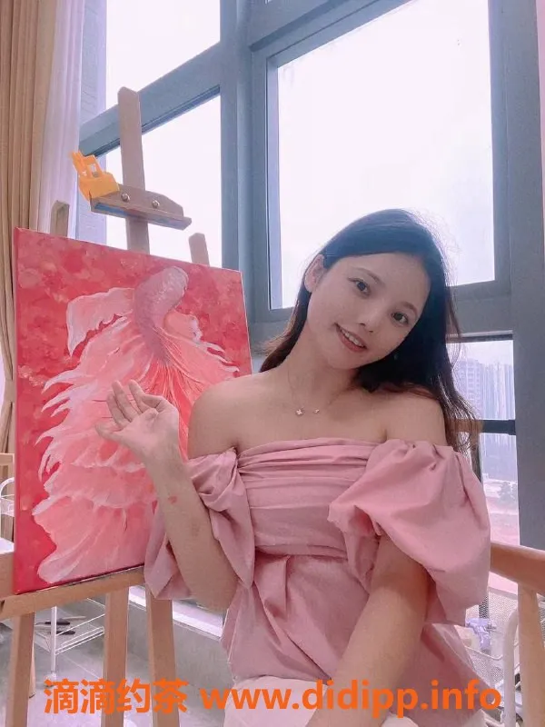 深圳楼凤-深圳光明新区23岁胸大妹子，165cm只要600/p