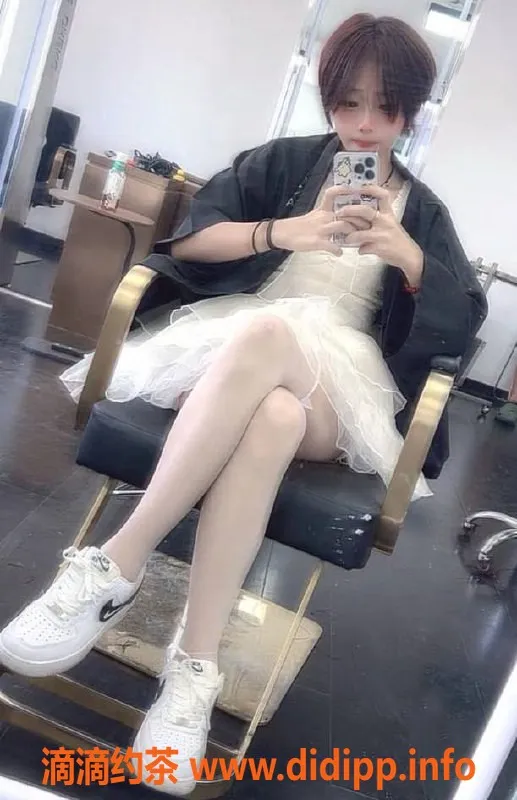 上海楼凤资源信息,普陀萱萱福利拍卖，原价900P现700P！