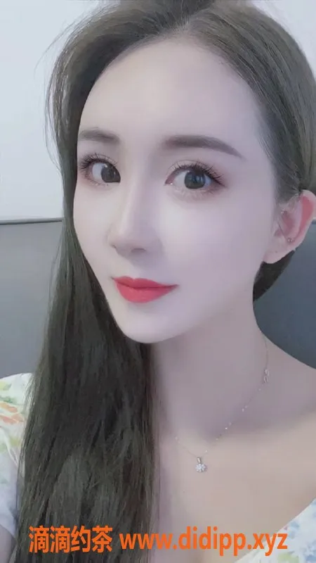 杭州楼凤-王璐 湘妹子 25岁 163cm 性感御姐提供激情服务