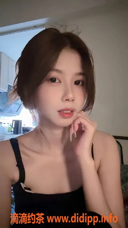 深圳楼凤-深圳南山美雪：19岁163b，价格900元起