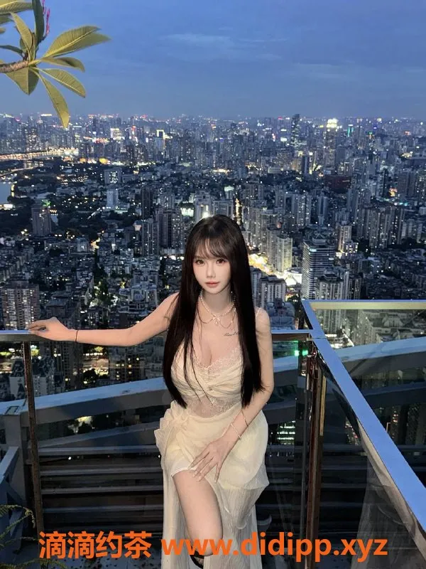 深圳楼凤-南山婉儿，23岁，94斤大胸1600元起