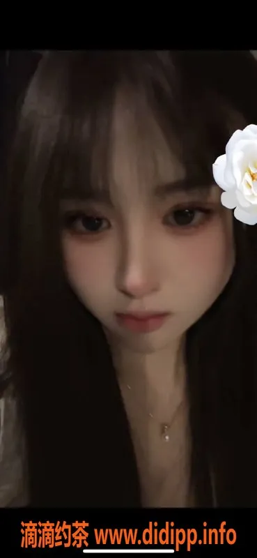 杭州楼凤-透明小伞—临平嫩妹，92服务等你来约