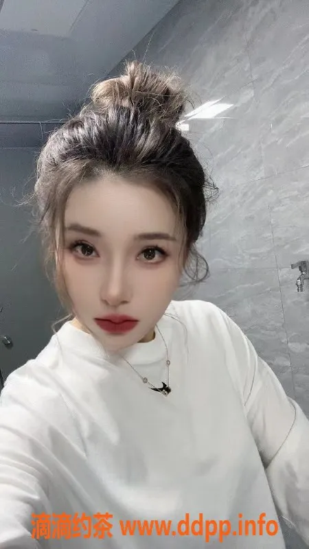 杭州楼凤资源信息,果果半套服务抢购！13:00-02:00见面放松！