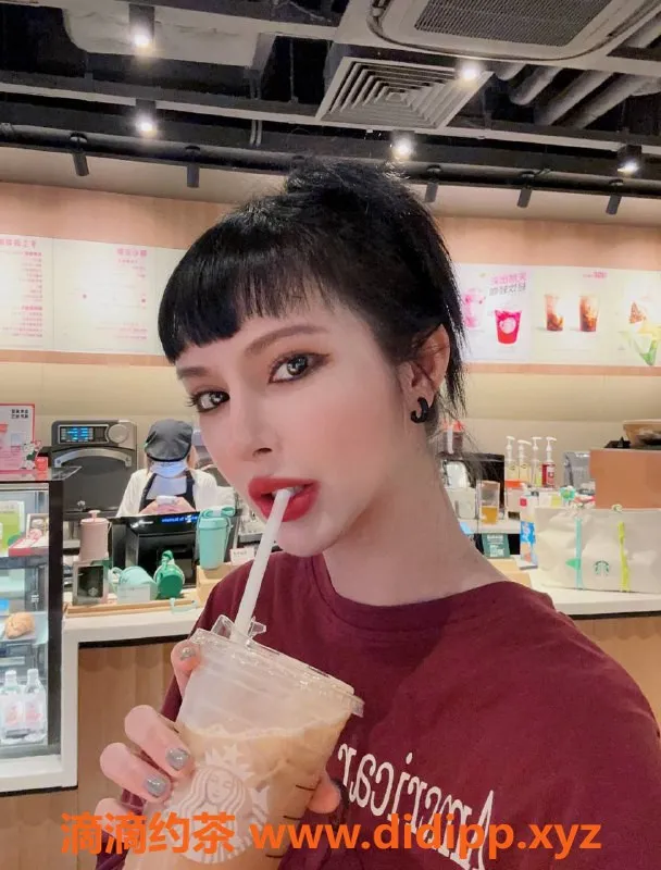 杭州上门服务-拱墅区小野，175cm健身美女，陪玩服务上线！