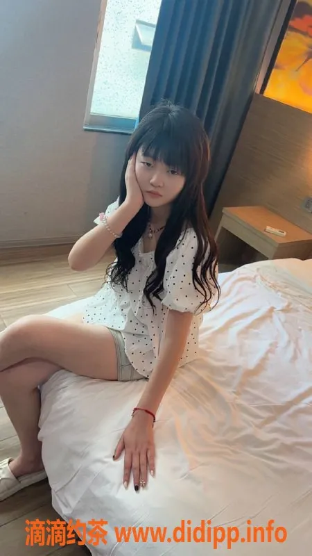 深圳楼凤-龙华红红，已验证，800元一晚的超值享受