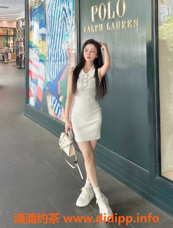 深圳楼凤-深圳晓鹿鹿 24岁163cm 90斤 千元档服务