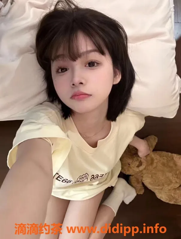 厦门楼凤资源信息,集美小甜，18岁萝莉声，学生兼职，专注服务