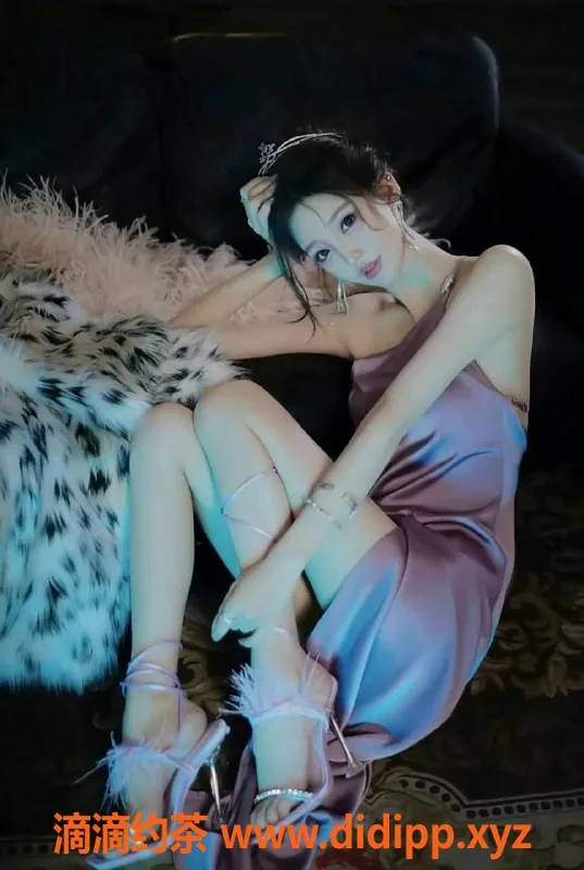 深圳楼凤-深圳南山琳琳，20岁D罩杯，173高价2500