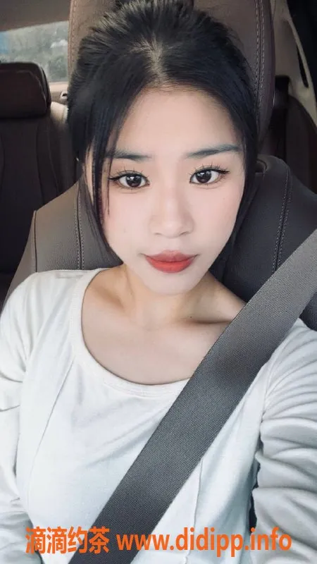 广州楼凤-天河嫩妹小月亮，600元尽享服务