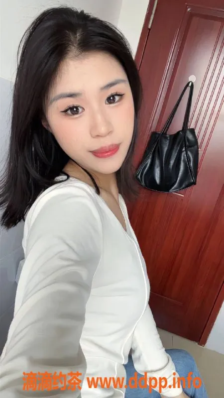 广州楼凤资源信息,天河嫩妹小月亮，600元尽享服务