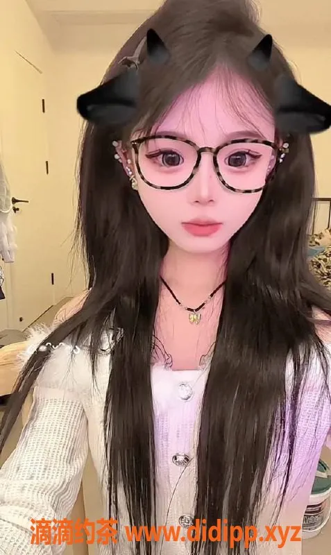 上海楼凤-普陀小鹿限时福利活动，价格超值！