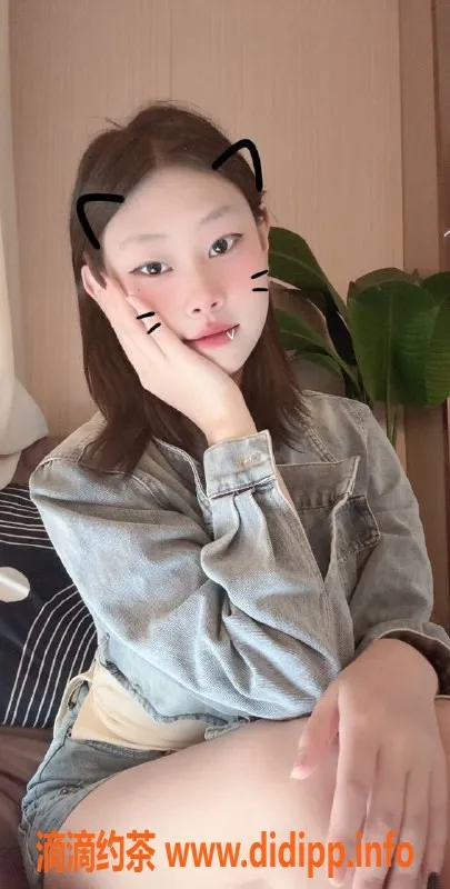 广州楼凤-天河嫩妹小微，水费仅600，舌吻服务超赞！