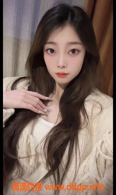 广州楼凤-黄埔小曦，700价位提供多项服务