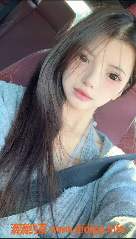 广州楼凤-天河嫩妹秋儿，水费800p，舌吻服务等你体验！