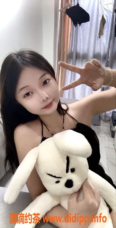 深圳楼凤-深圳龙岗嫩妹加多宝，900元任你选