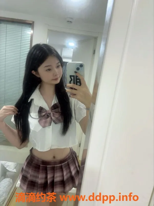 深圳楼凤资源信息,深圳龙岗嫩妹加多宝，900元任你选