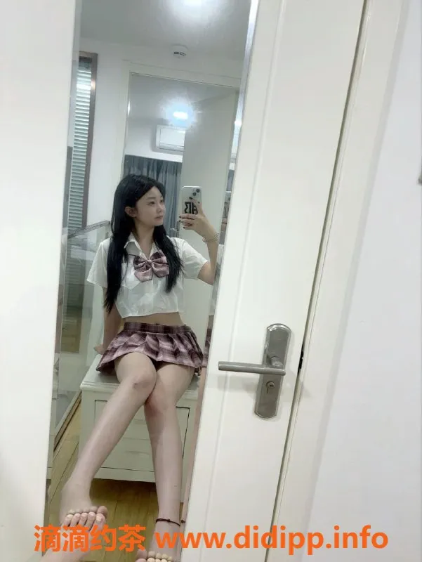 深圳楼凤-深圳龙岗嫩妹加多宝，900元任你选