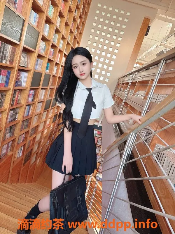 杭州楼凤-上城文文，162CM长腿嫩妹，8p体验