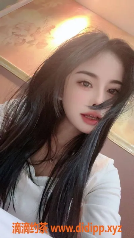 广州楼凤-白云梦楠，人妻体验，600元/次