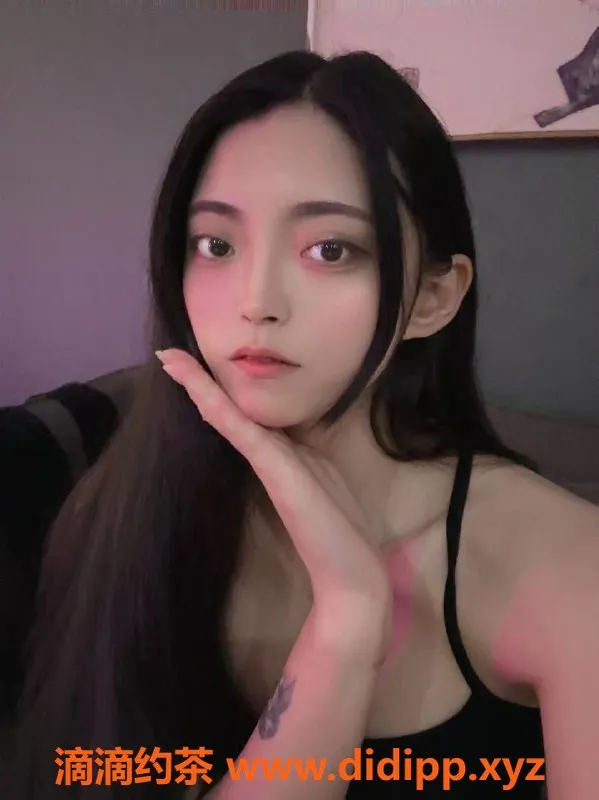 成都上门服务-成都兔兔，21岁166cm，100斤，优惠服务直击！