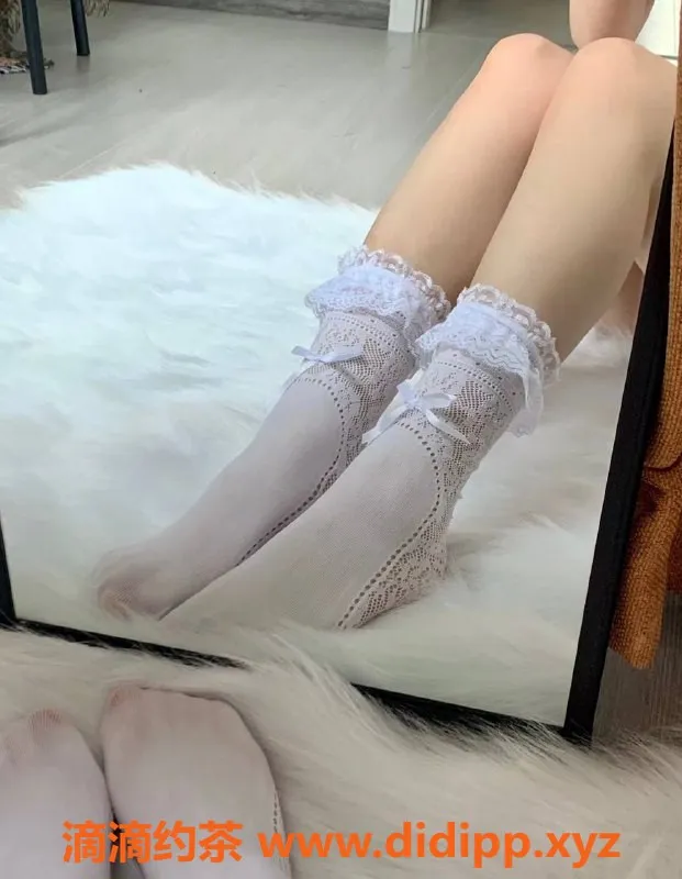 深圳楼凤-福田程程，19岁，身高165，体重45，34C，1000元一小时