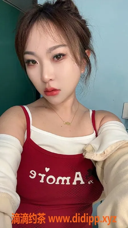 广州楼凤-天河晨晨，600元视频验证优质服务