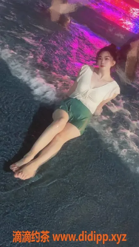 东莞楼凤-东城小饼干，165CM、C罩杯，23岁，服务仅600p