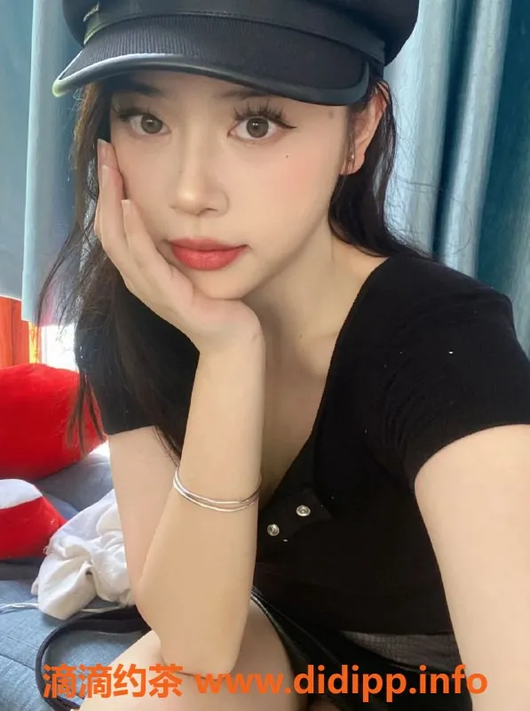 深圳楼凤-深圳罗湖诗诗，160cm C罩杯，800元起