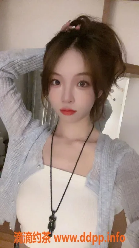 广州楼凤-白云冰儿，嫩妹大胸，水费500p服务超棒！