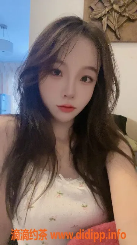 广州楼凤-白云冰儿，嫩妹大胸，水费500p服务超棒！