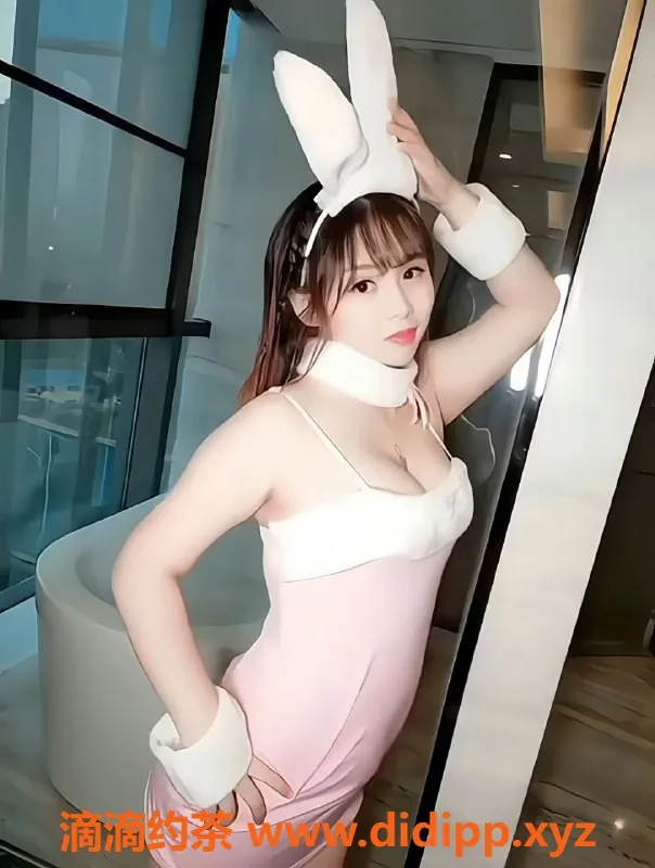 深圳楼凤-深圳龙岗嘉嘉，25岁C罩杯，500元起