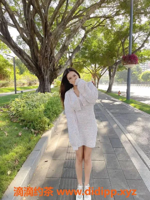 深圳楼凤-深圳南山莎莎，22岁，165cm，千元档服务