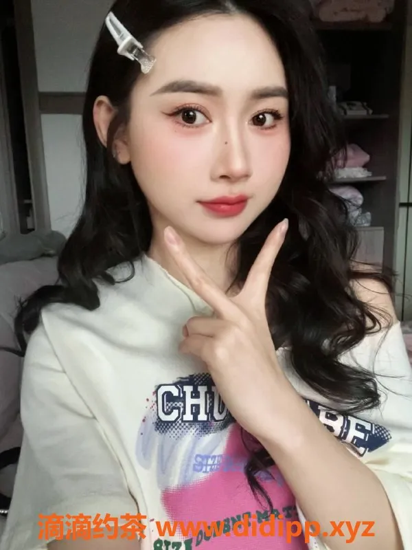 广州楼凤-白云嫩妹琳汐，900水费，胸围诱惑