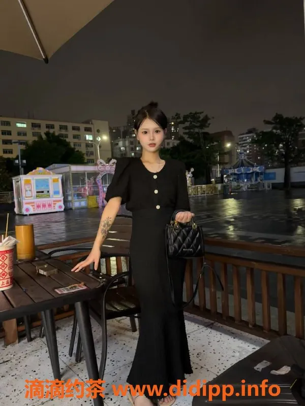 深圳楼凤-深圳宝安小优，160高、40公斤，899元起服务！