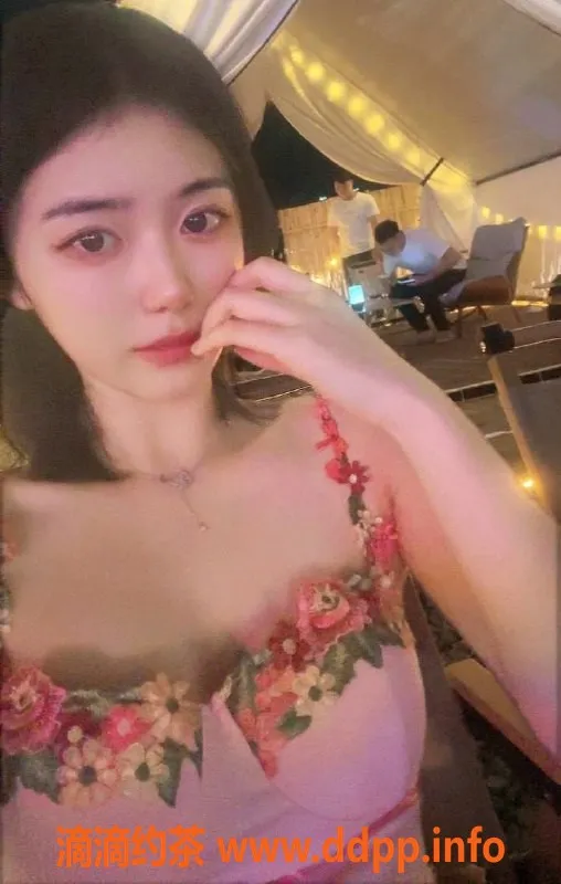 上海楼凤-普陀小若若限时福利，原价1300今只需1200