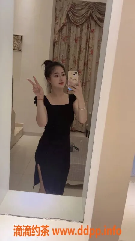 杭州楼凤-滨江区茉茉，20岁大胸性感女友体验，1200元起